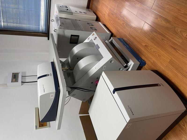 Bruker EMXplus-...
